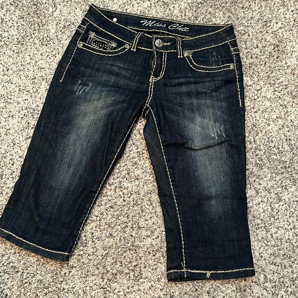 Capri Miss Chic jeans. Size 3